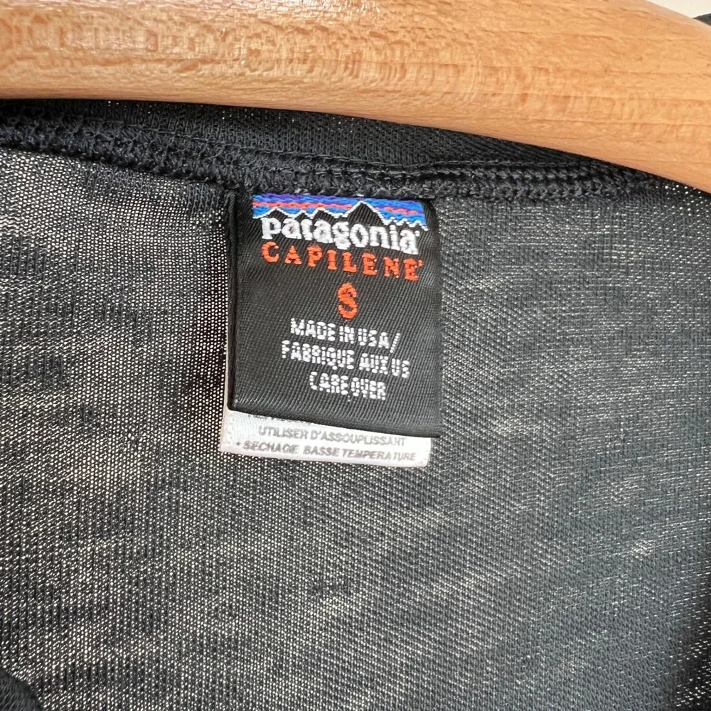 Patagonia Capilene Henley Top S‎ Black Long Sleeve Base Layer Made in USA